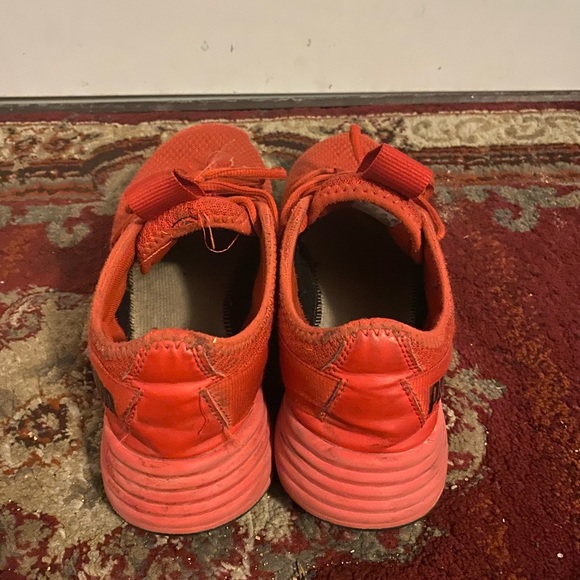 Puma sports shoes - Picture 5 of 5